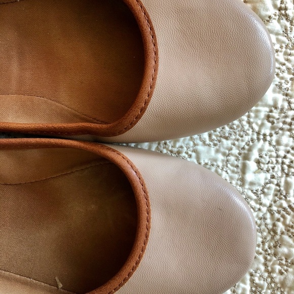American Rag Tan Flats, Size 7 Wide - Picture 7 of 7